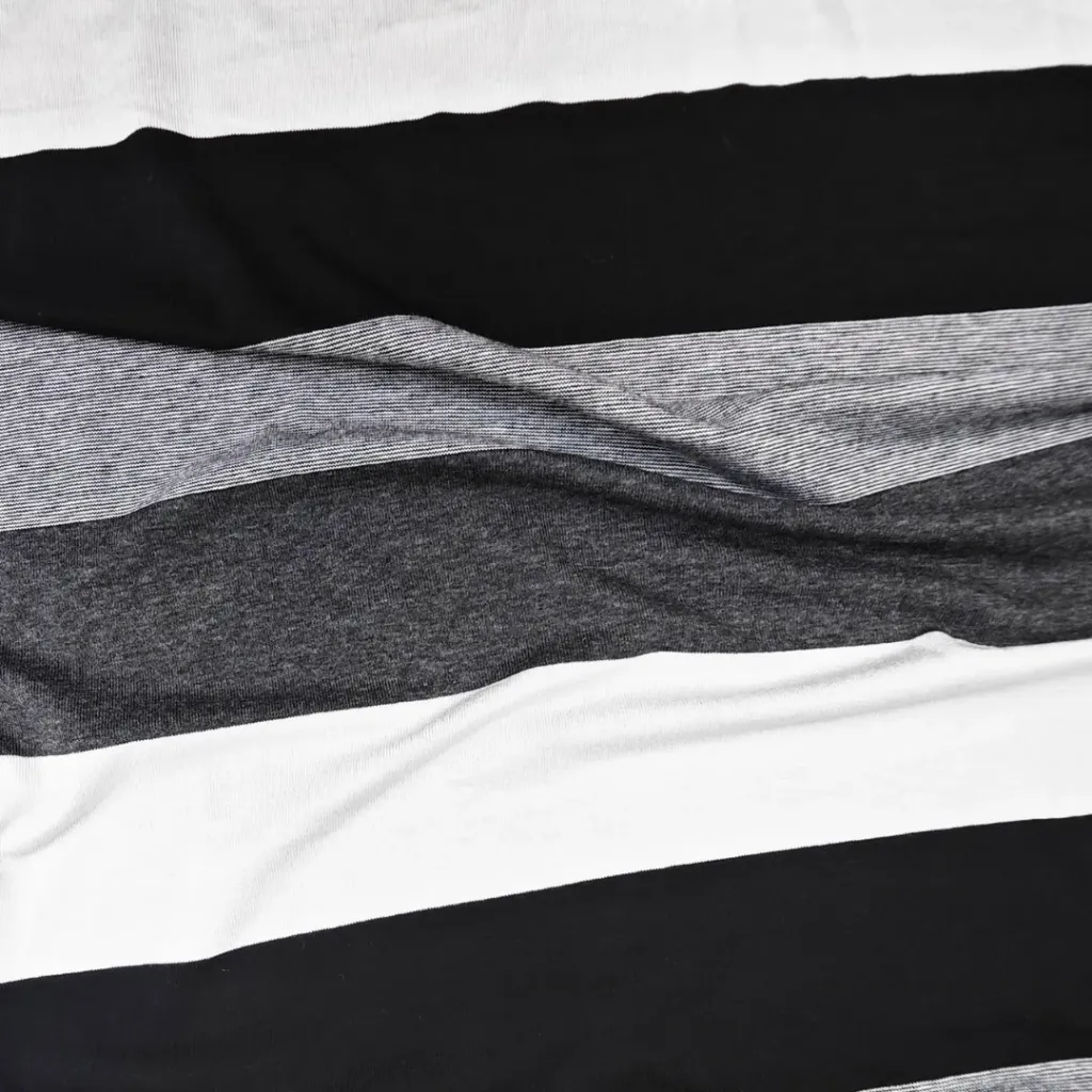 Rayon yarn dyed